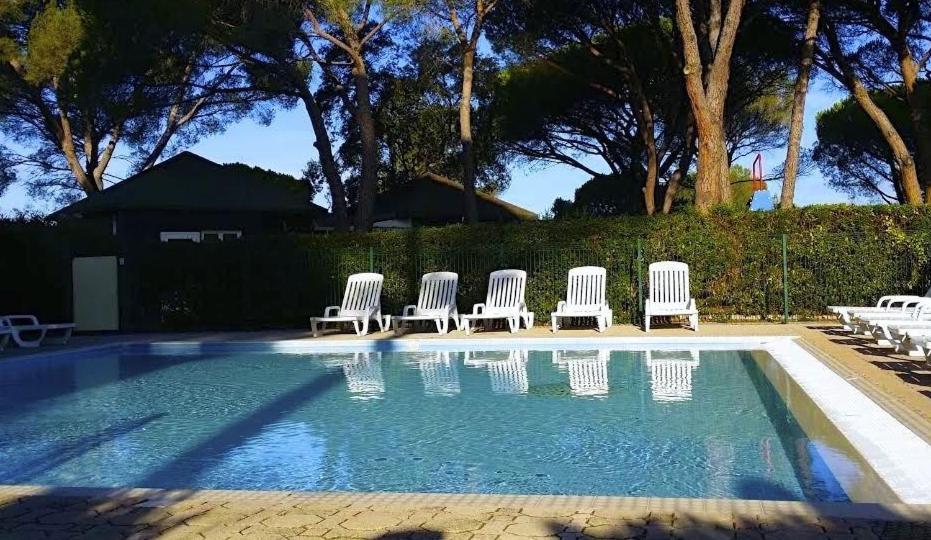Charmant 2 Pieces Au Coeur Des Golfs De Saint Raphael Eksteriør billede